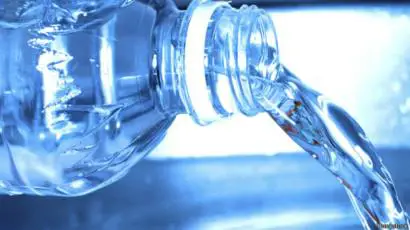 Photo of ¿Es seguro reutilizar mi botella de agua embotellada?