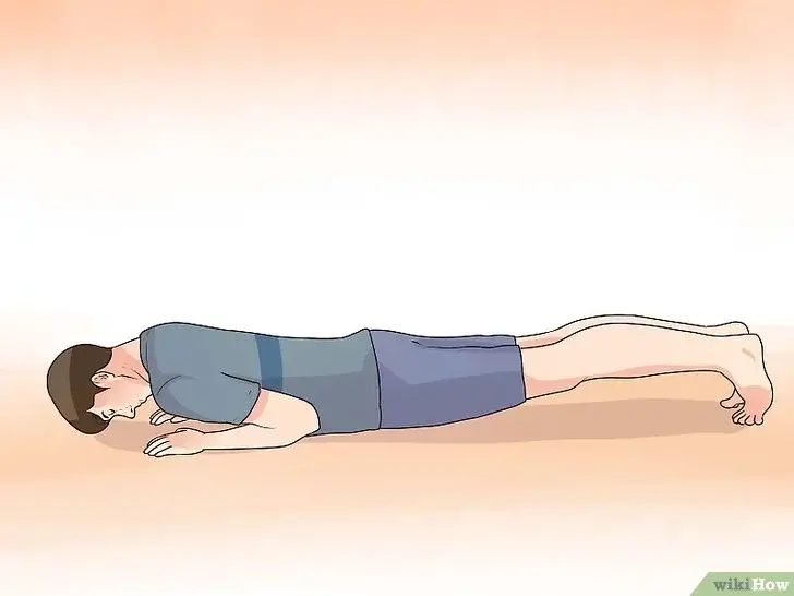 Photo of Cómo hacer la postura del cocodrilo (Makarasana) en el Yoga